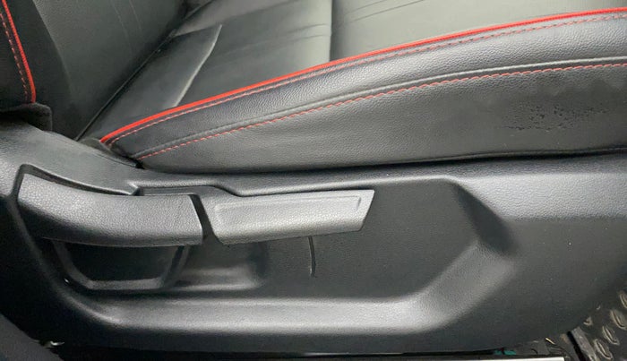 2022 Hyundai NEW I20 N LINE N6 1.0 TURBO GDI IMT, Petrol, Manual, 11,011 km, Driver Side Adjustment Panel