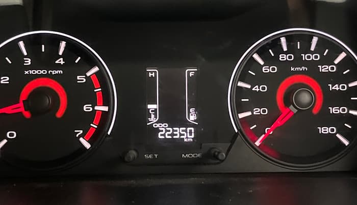 2016 Mahindra Kuv100 K8 6 STR, CNG, Manual, 22,314 km, Odometer Image