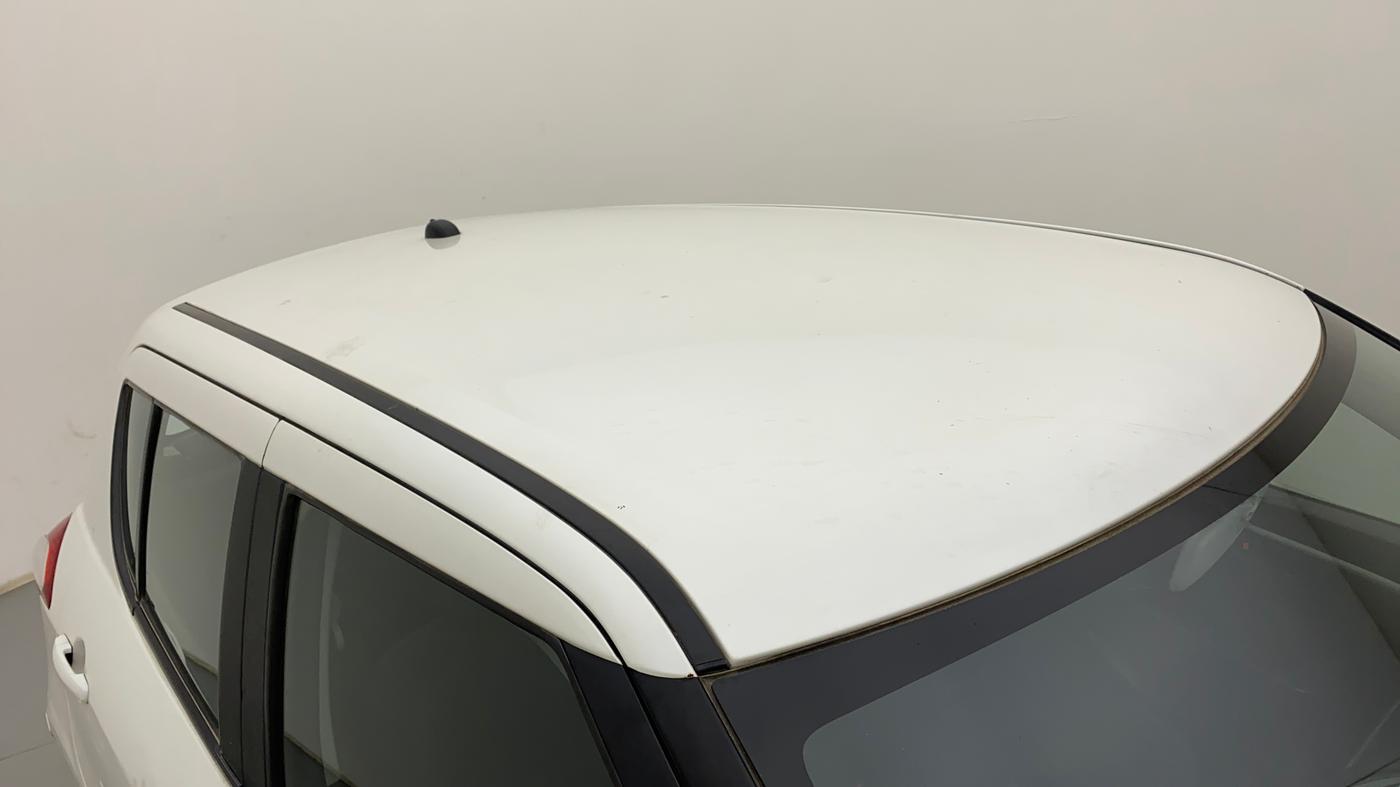 2017 Maruti Swift LXI (O), Petrol, Manual, 3,822 km, Roof