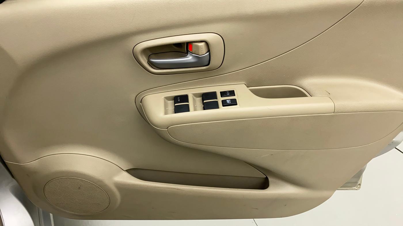2012 Maruti A Star VXI, Petrol, Manual, 29,555 km, Driver Side Door Panels Control