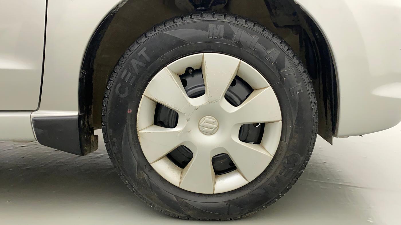 2012 Maruti A Star VXI, Petrol, Manual, 29,555 km, Right Front Wheel