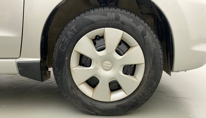 2012 Maruti A Star VXI, Petrol, Manual, 29,555 km, Right Front Wheel