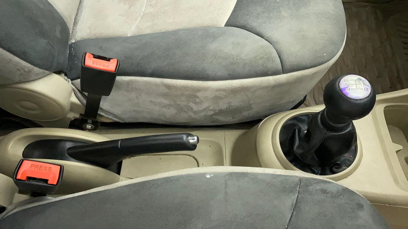 2012 Maruti A Star VXI, Petrol, Manual, 29,555 km, Gear Lever
