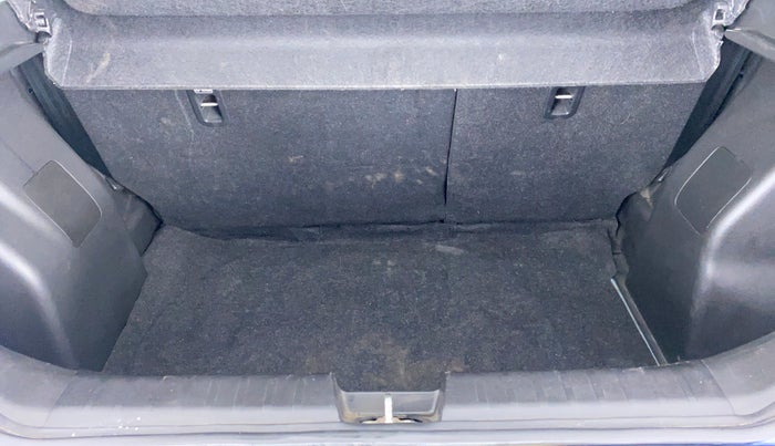 2018 Maruti Baleno DELTA PETROL 1.2, Petrol, Manual, 34,735 km, Boot Inside
