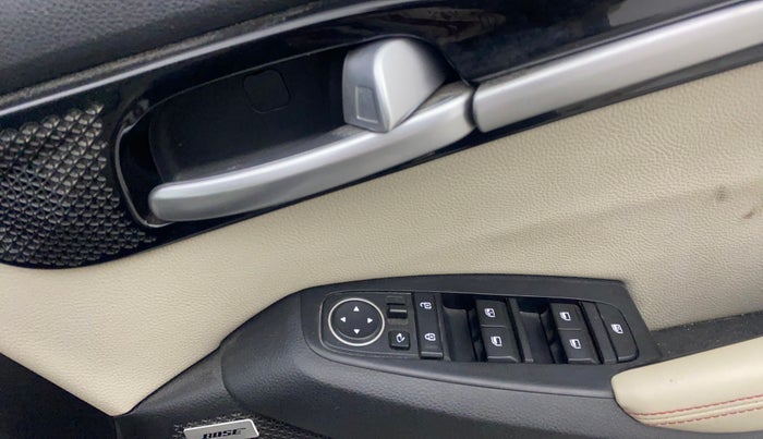 2020 KIA SELTOS GTX PLUS AT 1.5 DIESEL, Diesel, Automatic, 76,180 km, Driver Side Door Panels Control