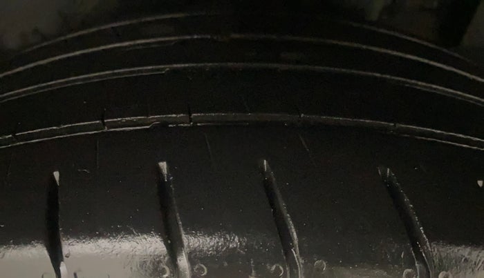 2020 KIA SELTOS GTX PLUS AT 1.5 DIESEL, Diesel, Automatic, 76,180 km, Left Rear Tyre Tread