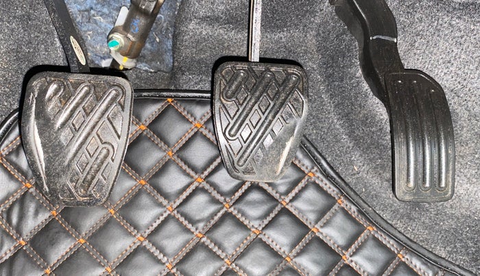 2015 Datsun Go T, Petrol, Manual, 53,328 km, Pedals