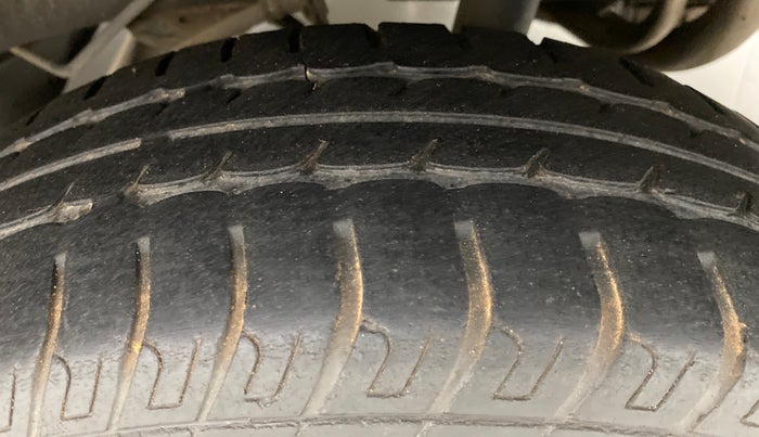 2015 Datsun Go T, Petrol, Manual, 53,328 km, Left Rear Tyre Tread