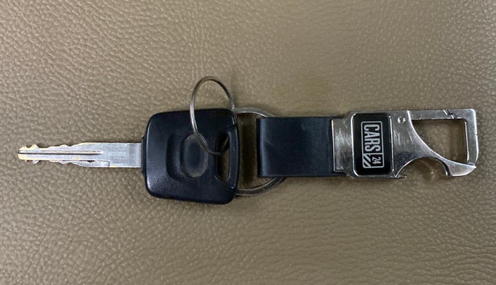 2015 Datsun Go T, Petrol, Manual, 53,328 km, Key Close Up