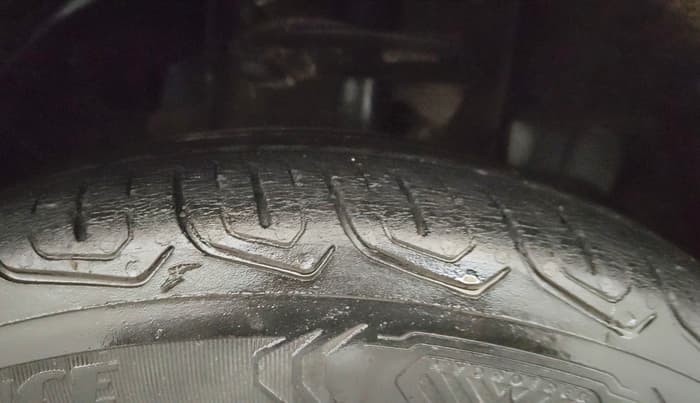2022 Tata TIGOR XZ PLUS CNG, CNG, Manual, 28,623 km, Right Front Tyre Tread