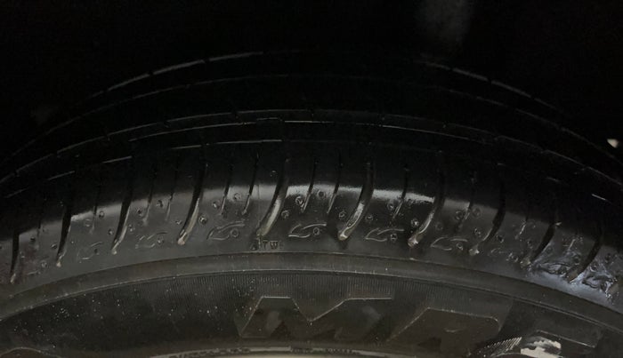 2021 Maruti Baleno SIGMA PETROL 1.2, Petrol, Manual, 48,417 km, Left Rear Tyre Tread