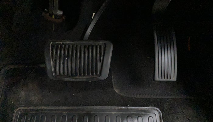 2018 Hyundai NEW SANTRO MAGNA AMT, Petrol, Automatic, 23,436 km, Pedals
