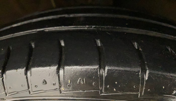 2018 Hyundai NEW SANTRO MAGNA AMT, Petrol, Automatic, 23,436 km, Right Front Tyre Tread