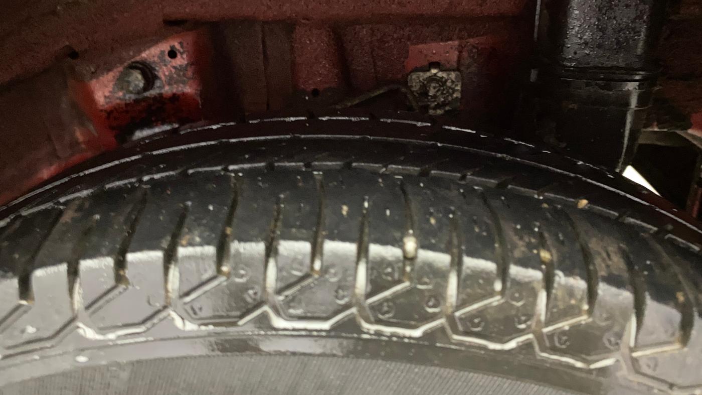2013 Hyundai Eon ERA +, Petrol, Manual, 37,444 km, Left Rear Tyre Tread