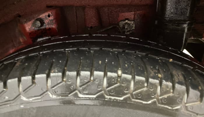 2013 Hyundai Eon ERA +, Petrol, Manual, 37,444 km, Left Rear Tyre Tread