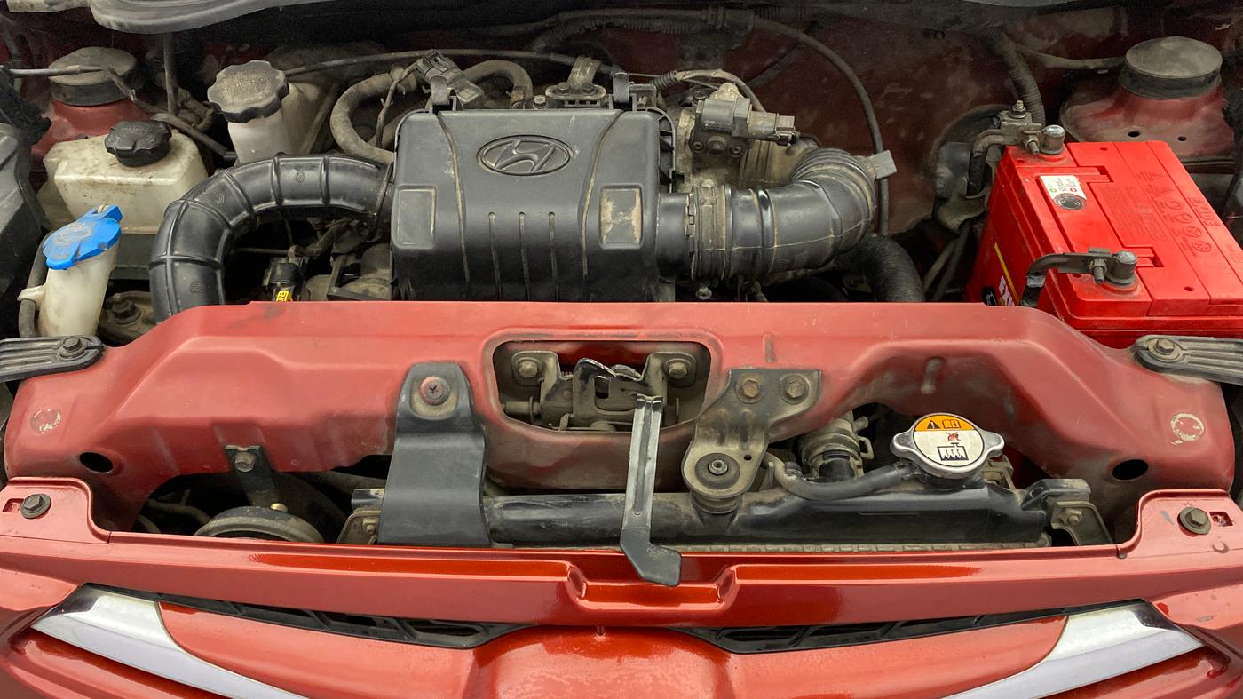 2013 Hyundai Eon ERA +, Petrol, Manual, 37,444 km, Engine View