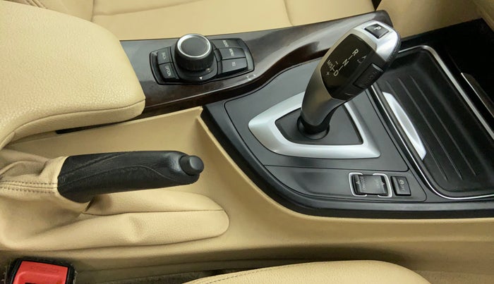 2015 BMW 3 Series 320D, Diesel, Automatic, 35,591 km, Gear Lever