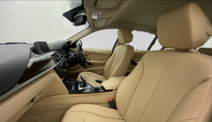2015 BMW 3 Series 320D, Diesel, Automatic, 35,591 km, Right Side Front Door Cabin