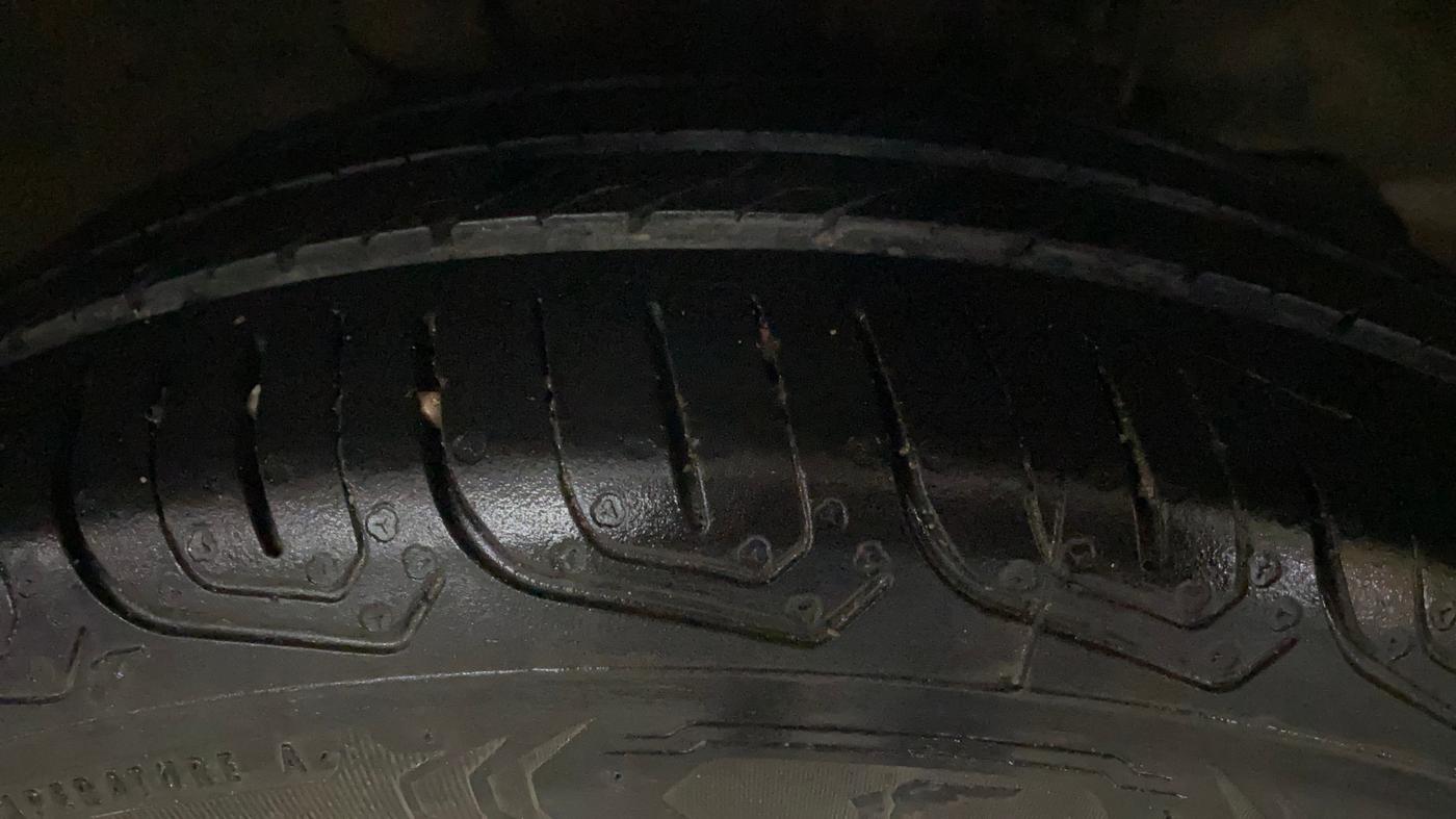 2023 Tata Tiago XT RHYTHM PETROL, Petrol, Manual, 36,790 km, Right Front Tyre Tread