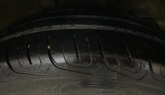 2023 Tata Tiago XT RHYTHM PETROL, Petrol, Manual, 36,782 km, Right Front Tyre Tread