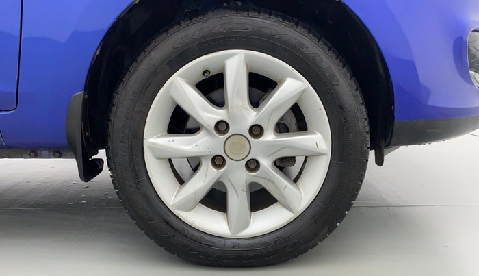 2016 Tata Zest XT RT, Petrol, Manual, 60,223 km, Right Front Wheel