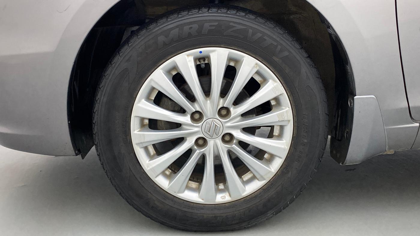 2017 Maruti Ciaz ZETA 1.4  AT PETROL, Petrol, Automatic, 42,258 km, Left Front Wheel