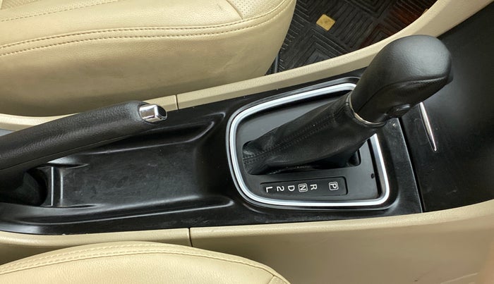 2017 Maruti Ciaz ZETA 1.4  AT PETROL, Petrol, Automatic, 42,258 km, Gear Lever