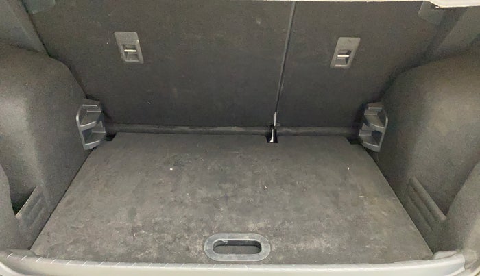 2018 Ford Ecosport TITANIUM + 1.5L PETROL AT, Petrol, Automatic, 30,905 km, Boot Inside