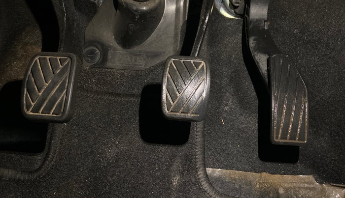 2018 Maruti IGNIS ZETA 1.2, Petrol, Manual, 68,974 km, Pedals