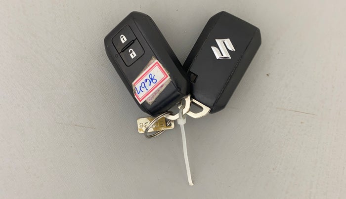 2018 Maruti Swift ZXI AMT, Petrol, Automatic, 57,266 km, Key Close Up