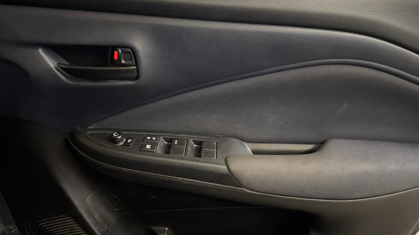 2023 Maruti Baleno DELTA PETROL 1.2, Petrol, Manual, 62,823 km, Driver Side Door Panels Control