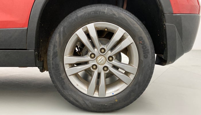 2016 Maruti Vitara Brezza ZDI PLUS DUAL TONE, Diesel, Manual, 82,957 km, Left Rear Wheel