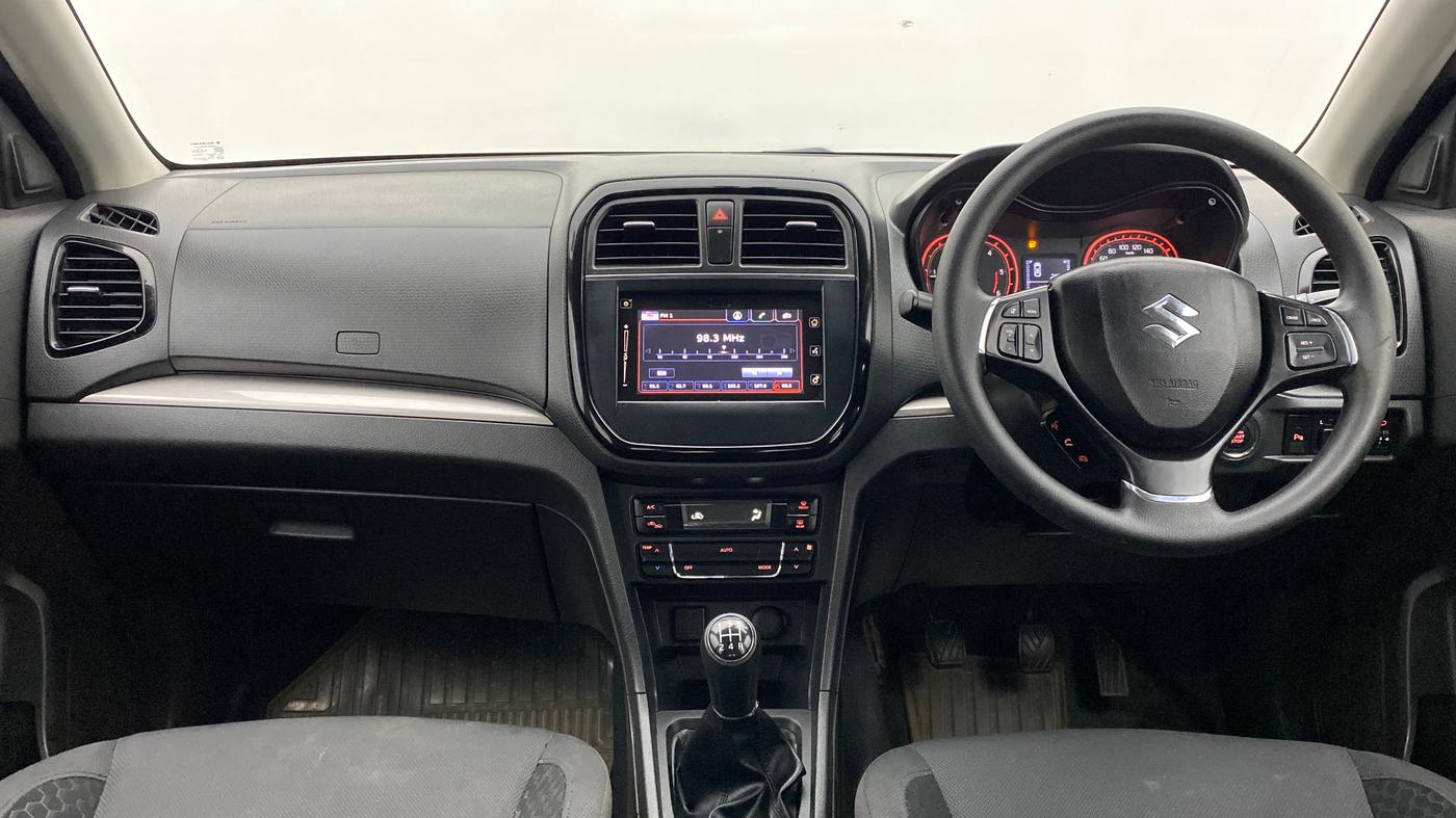 2016 Maruti Vitara Brezza ZDI PLUS DUAL TONE, Diesel, Manual, 82,957 km, Dashboard