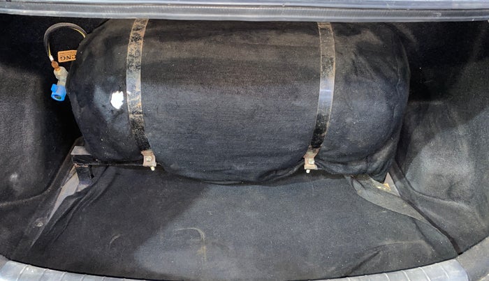 2021 Hyundai AURA SX 1.2, CNG, Manual, 76,413 km, Boot Inside