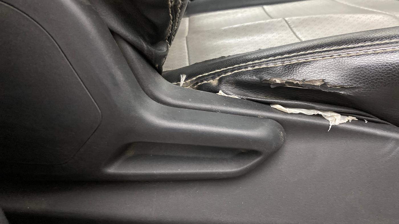 2020 Tata Tiago XT PETROL, Petrol, Manual, 80,633 km, Driver Side Adjustment Panel