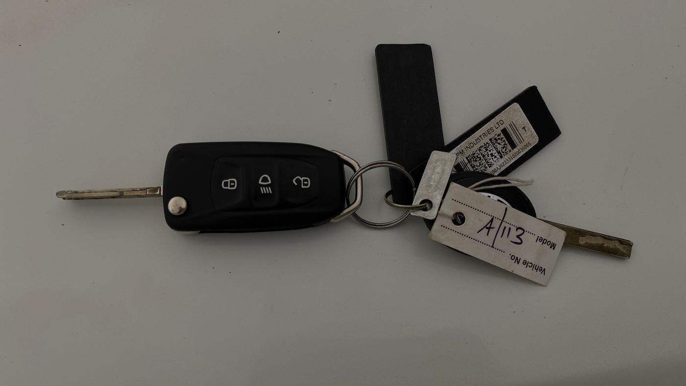 2020 Tata Tiago XT PETROL, Petrol, Manual, 80,633 km, Key Close Up