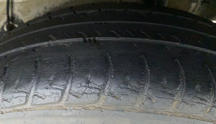 2016 Maruti Celerio VXI AMT (O), Petrol, Automatic, 56,206 km, Left Rear Tyre Tread