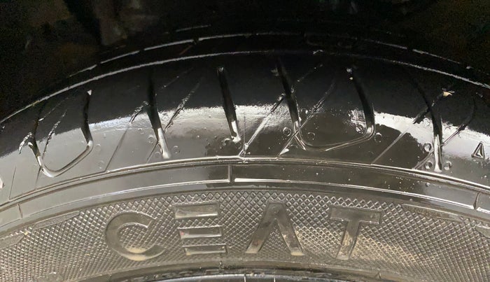 2021 KIA SELTOS HTX ANNIVERSARY EDITION 1.5 DIESEL, Diesel, Manual, 84,215 km, Left Front Tyre Tread