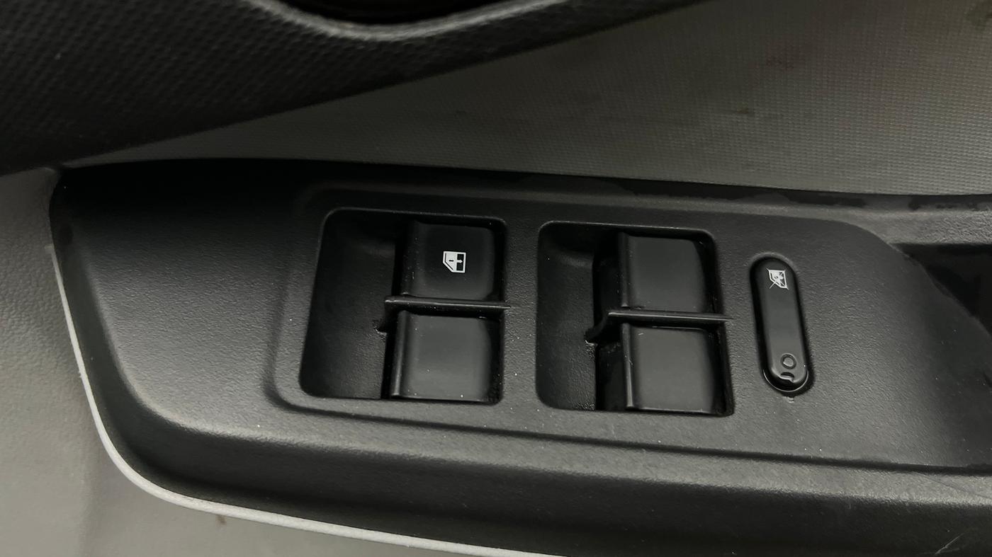 2021 Tata Tiago XZ PETROL, Petrol, Manual, 52,956 km, Driver Side Door Panels Control