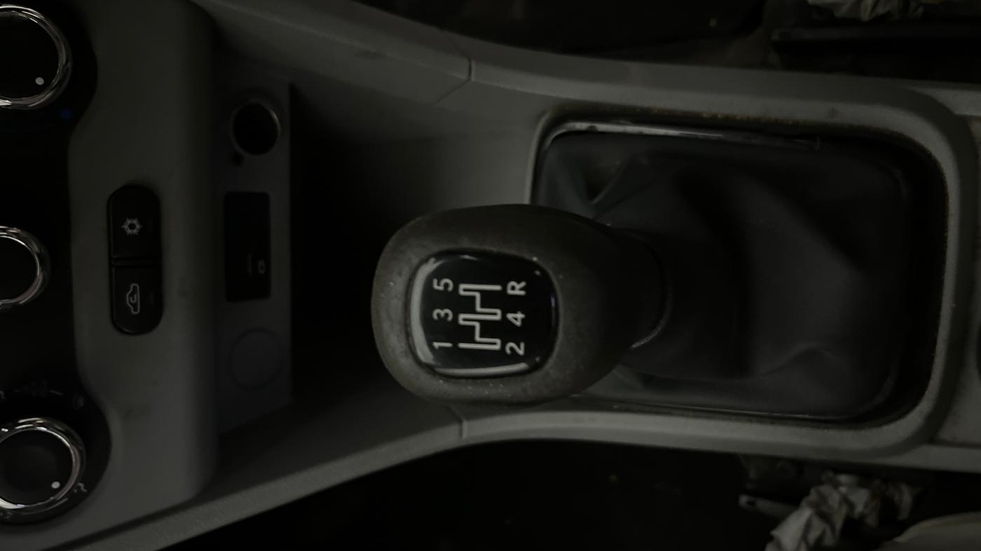 2021 Tata Tiago XZ PETROL, Petrol, Manual, 52,956 km, Gear Lever