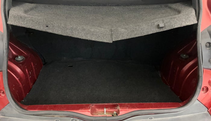 2016 Renault Kwid RXT 0.8, Petrol, Manual, 63,053 km, Boot Inside
