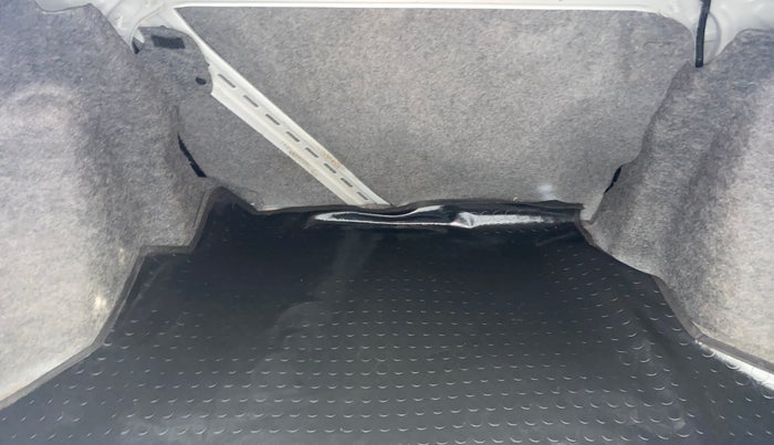 2019 Honda Amaze 1.2L I-VTEC VX CVT, Petrol, Automatic, 63,966 km, Boot Inside