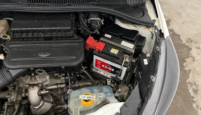 2025 Tata Tiago XM CNG, CNG, Manual, 3,036 km, Engine View - Left