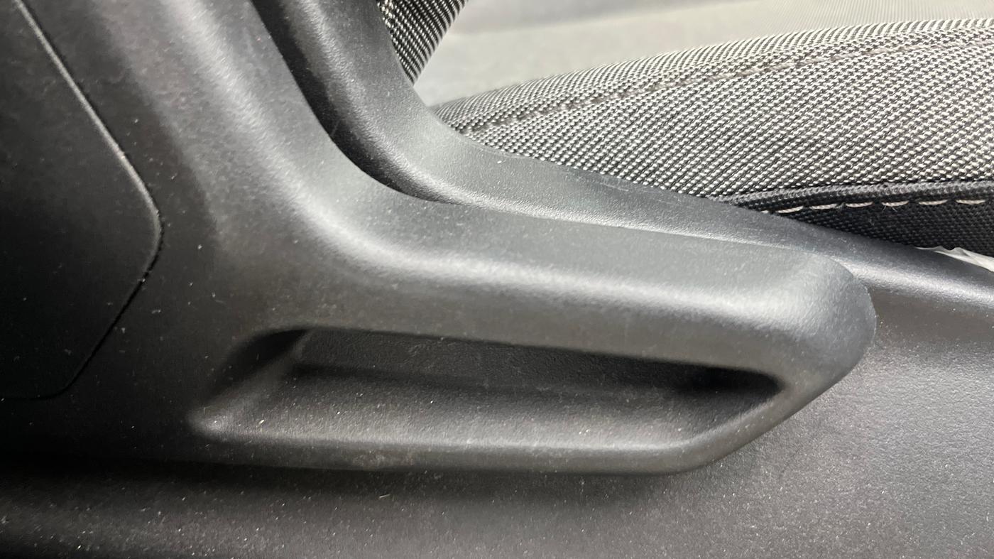 2025 Tata Tiago XM CNG, CNG, Manual, 3,036 km, Driver Side Adjustment Panel
