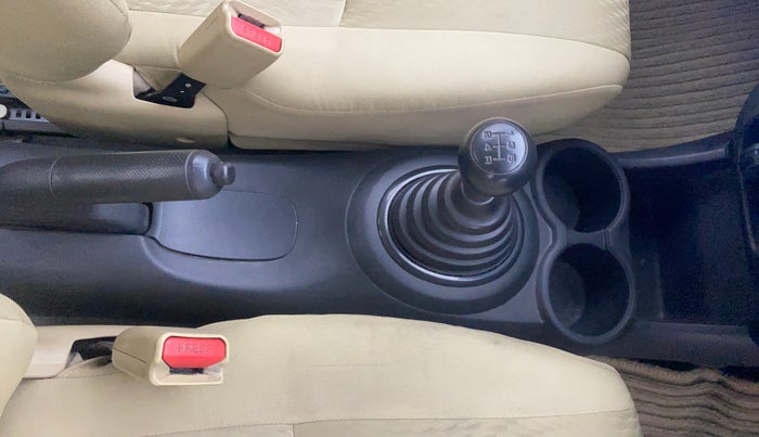 2015 Honda Amaze 1.2L I-VTEC E, Petrol, Manual, 70,792 km, Gear Lever