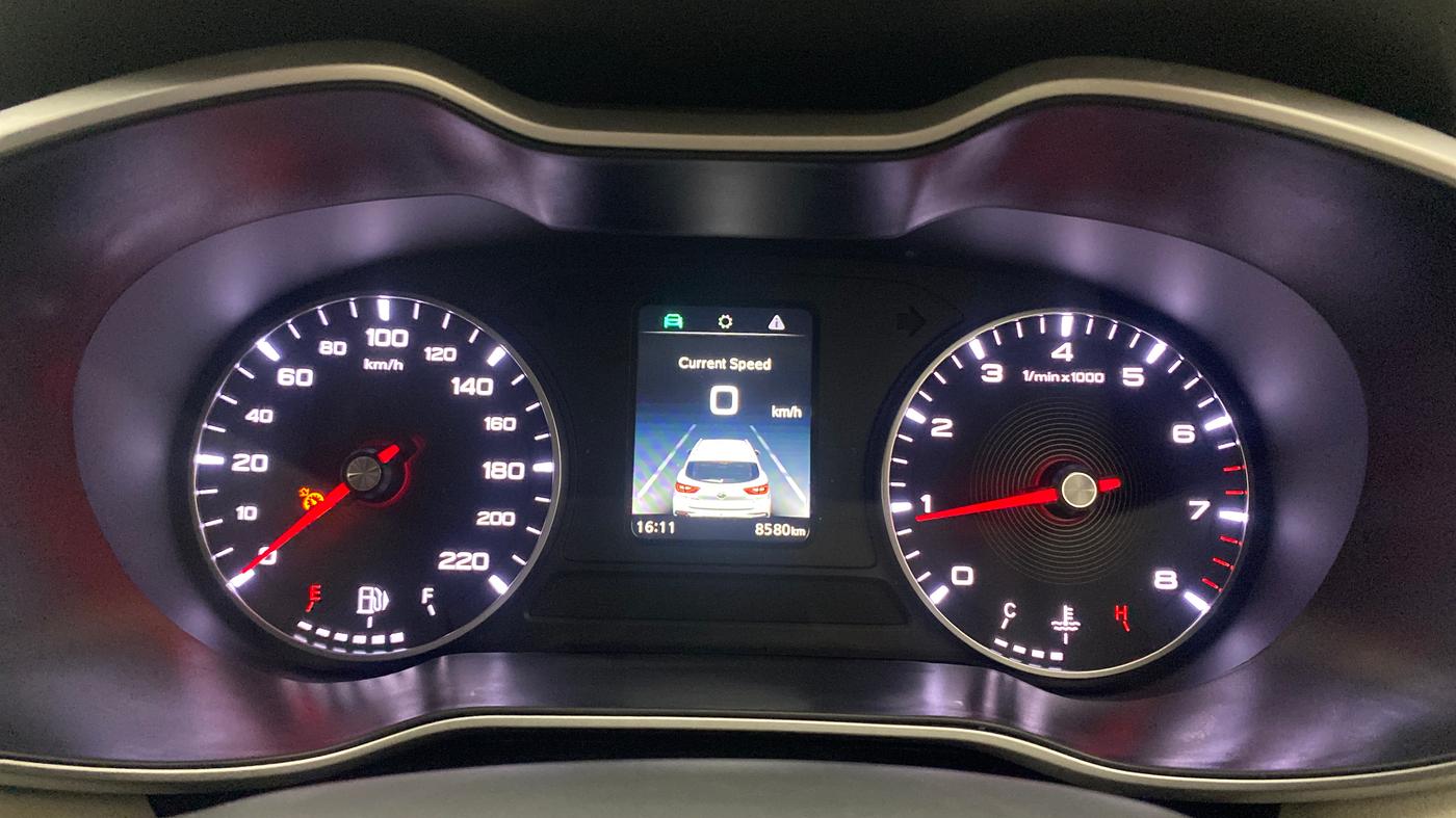 2024 MG ASTOR Shine 1.5 MT (Ivory), Petrol, Manual, 8,579 km, Odometer Image