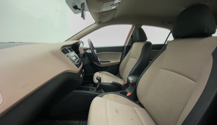 2017 Hyundai Elite i20 SPORTZ 1.2, Petrol, Manual, 52,749 km, Right Side Front Door Cabin