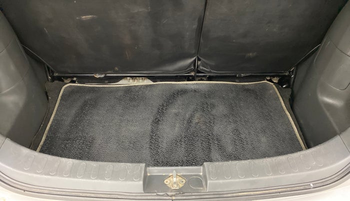 2013 Maruti Ritz ZDI, Diesel, Manual, 85,563 km, Boot Inside