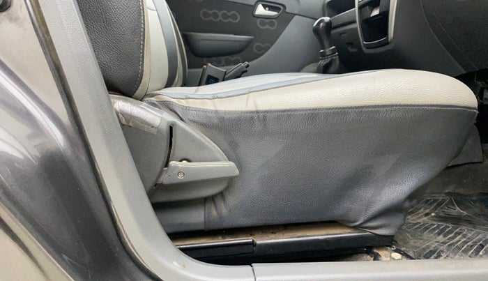 2014 Maruti Alto 800 VXI, Petrol, Manual, 45,331 km, Driver Side Adjustment Panel