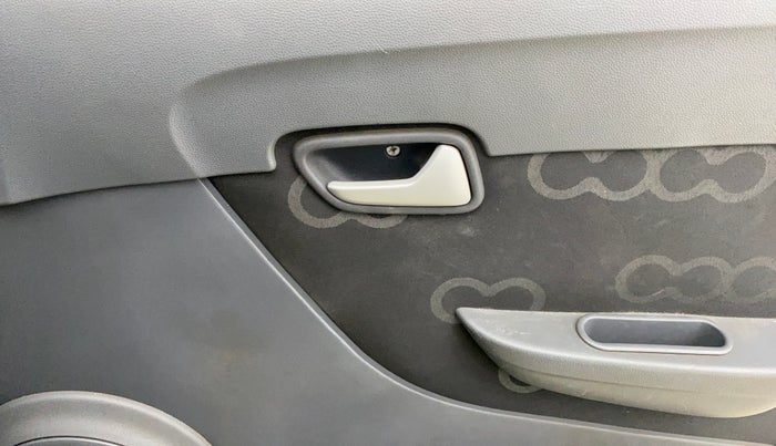 2014 Maruti Alto 800 VXI, Petrol, Manual, 45,331 km, Driver Side Door Panels Control